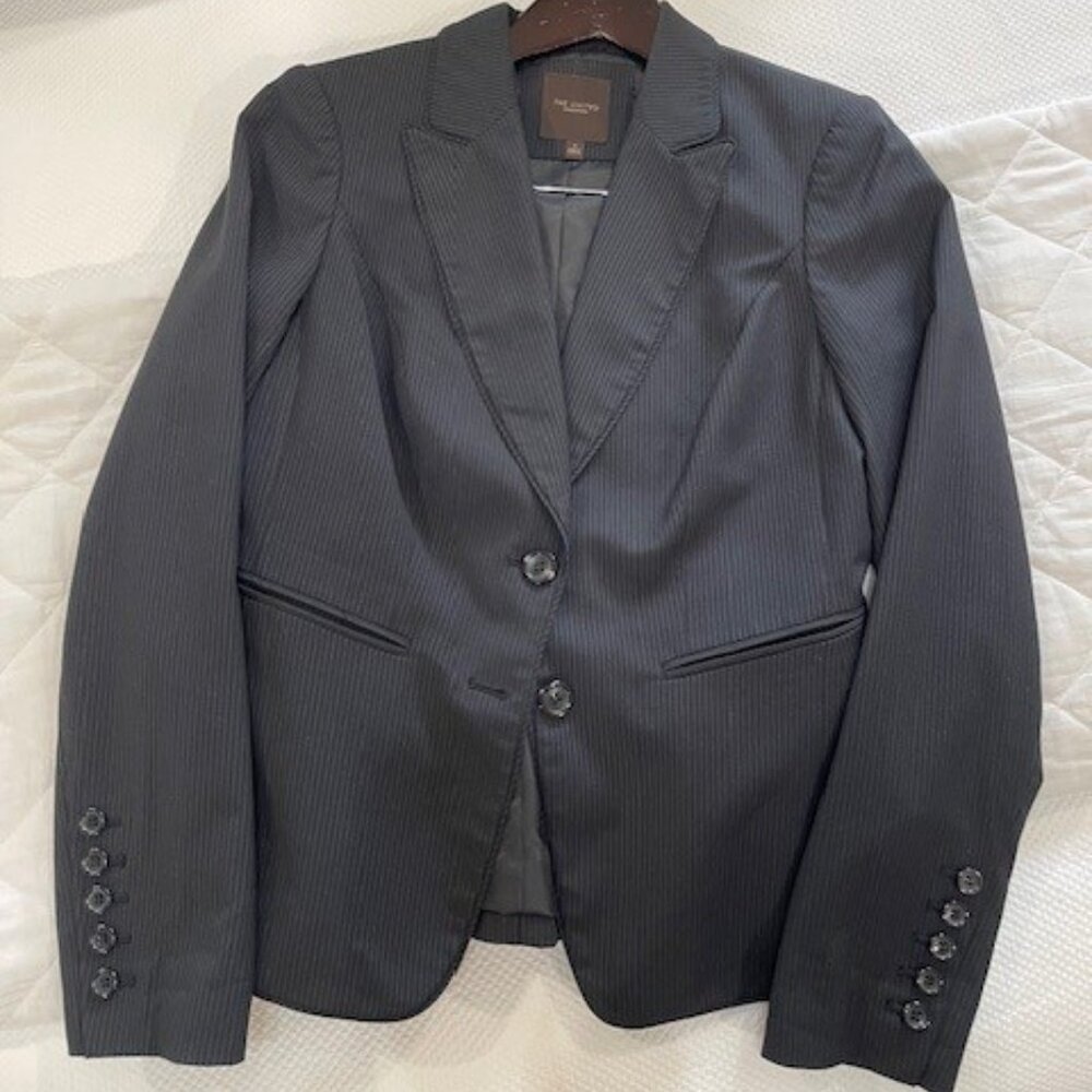 Excellent Condition The Limited Blazer